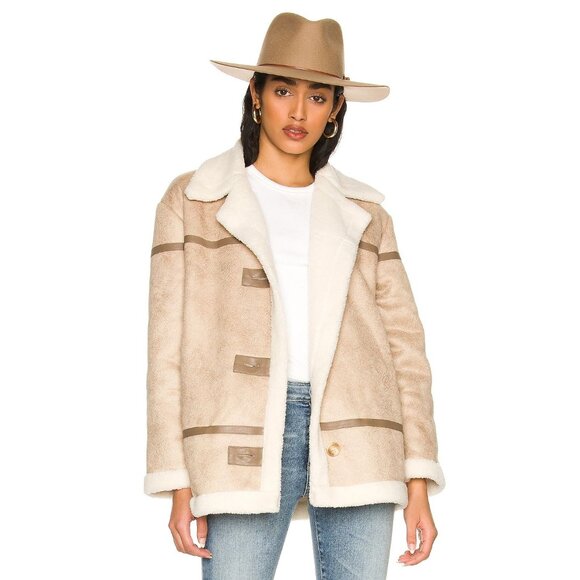 Line and Dot Kinsley Sherpa Coat in Taupe - Picture 2 of 5